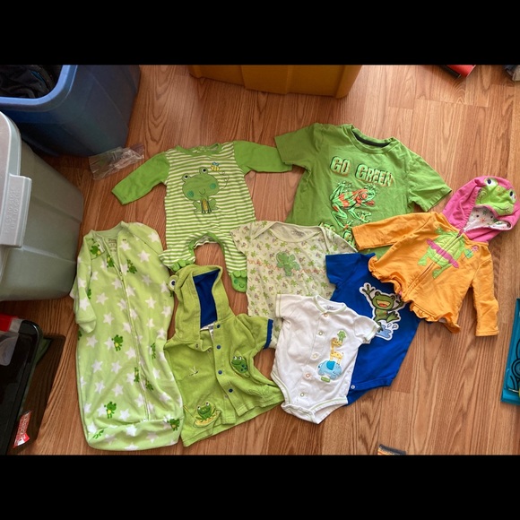 Baby Lot (Frogs) - Picture 1 of 1